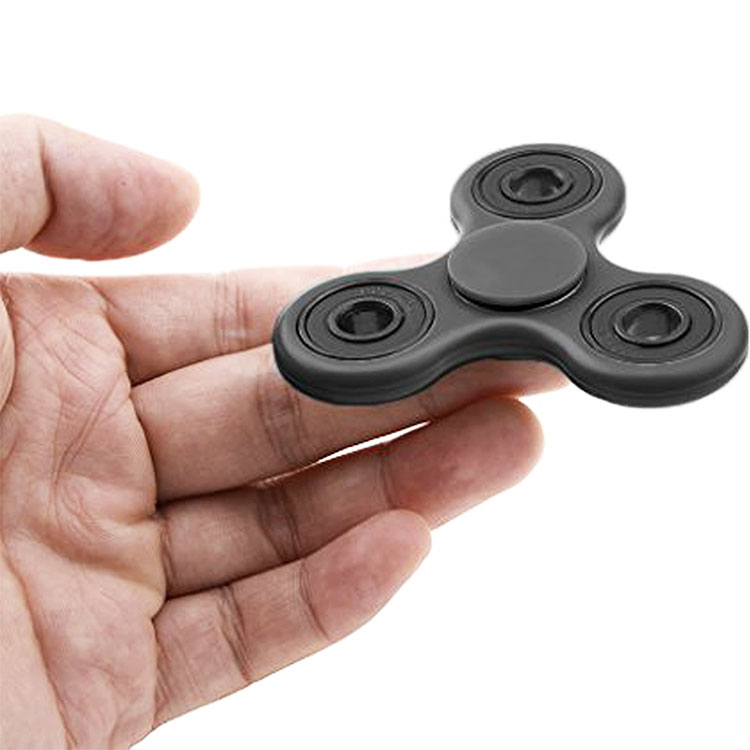 Fidget Spinner in hand