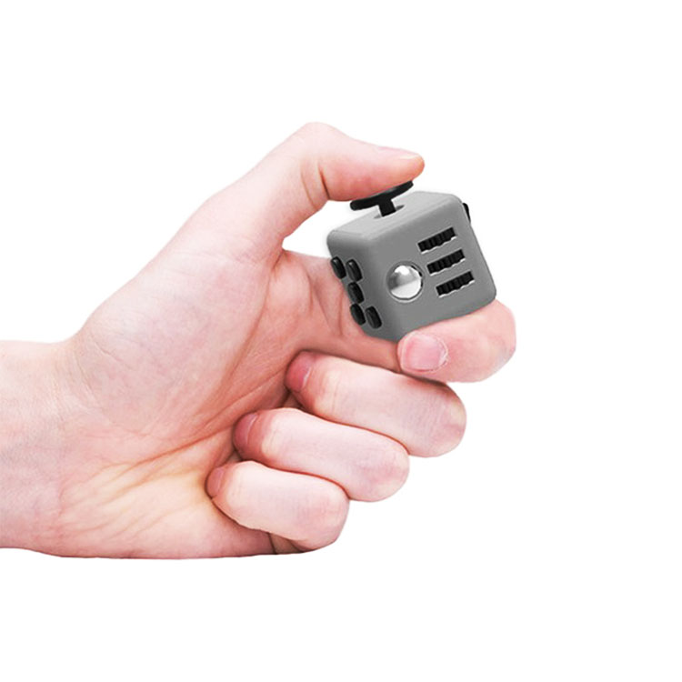 Focus Cube in hand